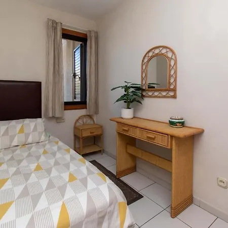 Villa Compostela Beach 28 - Four Bed Overlooking Pool *