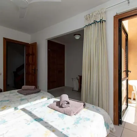 Villa Compostela Beach 28 - Four Bed Overlooking Pool Playa de las Américas