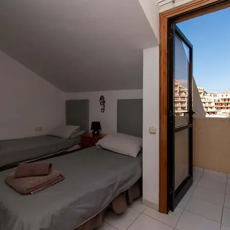 Compostela Beach 28 - Four Bed Overlooking Pool * Playa de las Américas
